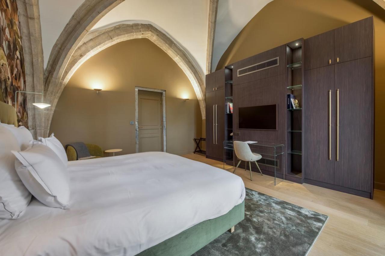 Les Suites De L'Ile Barbe Lyon Exterior photo