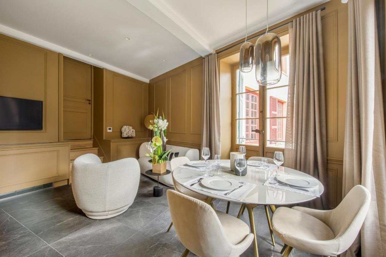 Les Suites De L'Ile Barbe Lyon Exterior photo