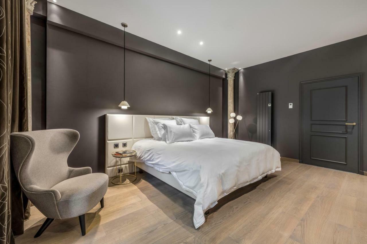 Les Suites De L'Ile Barbe Lyon Exterior photo